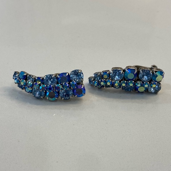 Vintage Sherman Clip on Earrings - Picture 3 of 7